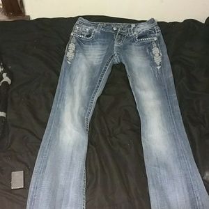 In like new condition miss me jeans